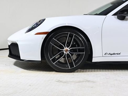 Certified 2026 Porsche 911 Carrera 4 GTS image 30