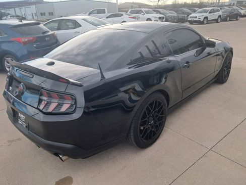 Used 2010 Ford Mustang GT Premium image 8