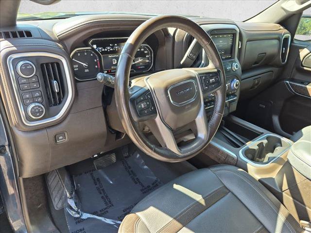 Used 2022 GMC Sierra 1500 Denali w/ Driver Alert Package II AWD/4WD image 9
