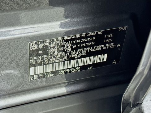Used 2022 Toyota RAV4 LE AWD/4WD image 38