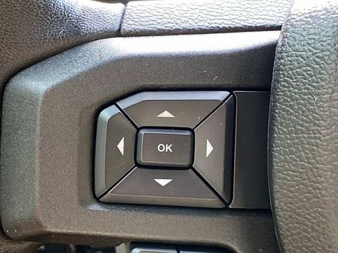 Used 2018 Ford F150 XLT w/ Equipment Group 302A Luxury AWD/4WD image 19