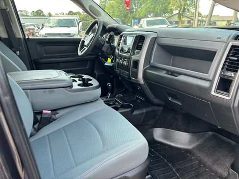 Used 2017 RAM 2500 Tradesman w/ Chrome Appearance Group AWD/4WD image 20