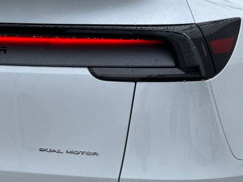 Used 2026 Tesla Model Y Long Range image 25