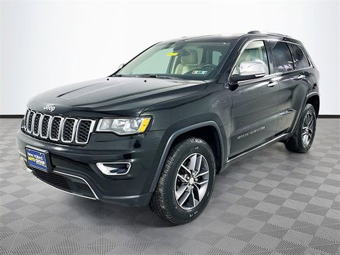 Used 2017 Jeep Grand Cherokee Limited image 3