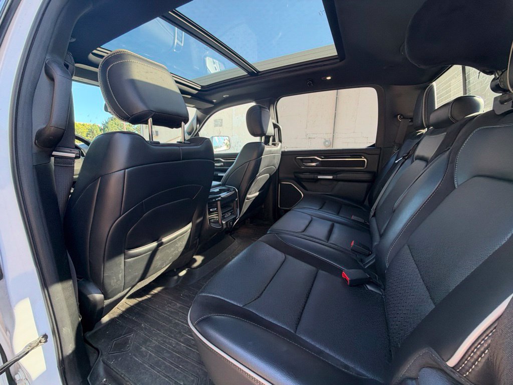 Used 2019 RAM 1500 Laramie AWD/4WD image 28