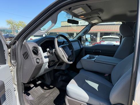 Used 2011 Ford F250 XL w/ PWR Equipment Group AWD/4WD image 14