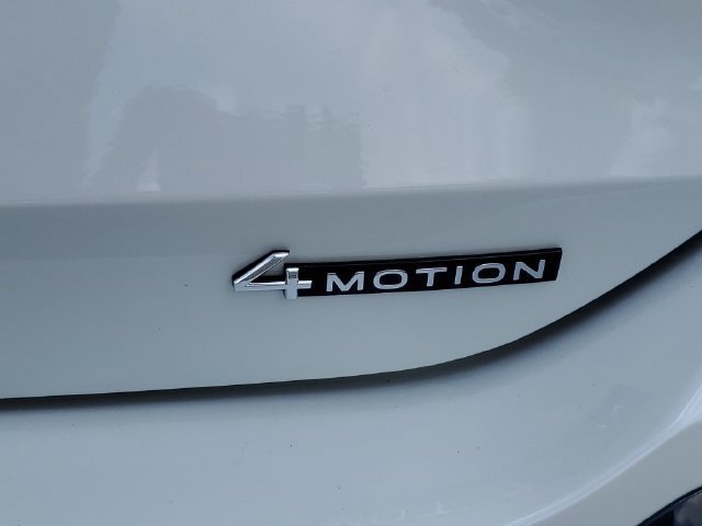 New 2026 Volkswagen Tiguan SE R-Line AWD/4WD image 7