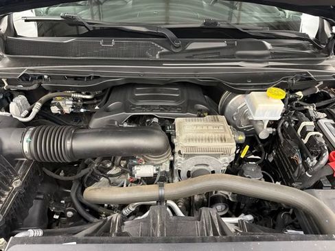 Used 2023 RAM 1500 Laramie AWD/4WD image 33