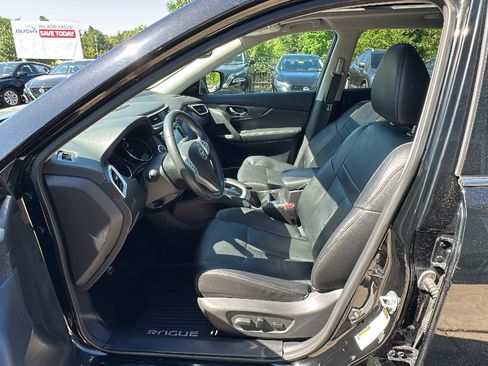 Used 2016 Nissan Rogue SL w/ SL Premium Package AWD/4WD image 13