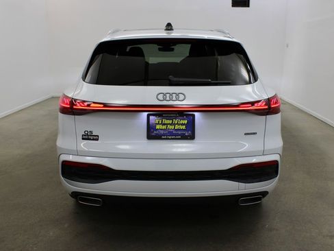 New 2025 Audi Q5 Prestige image 3