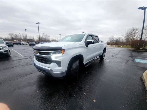 Used 2023 Chevrolet Silverado 1500 LT image 8