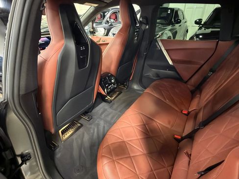 Used 2023 BMW iX M60 w/ Executive Package image 31