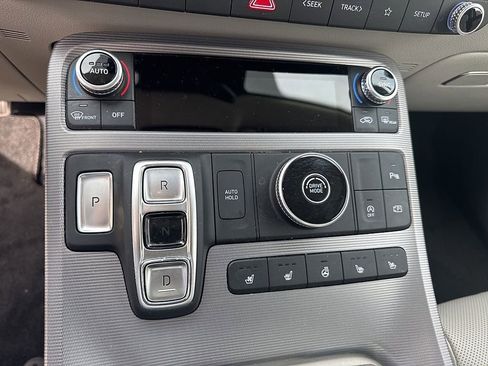 Used 2024 Hyundai Palisade Calligraphy image 14