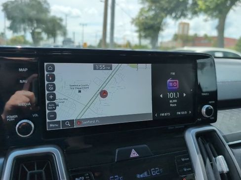 Used 2022 Kia Sorento S FWD image 14