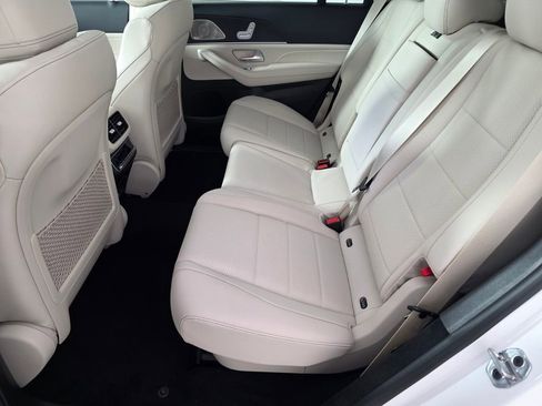 New 2026 Mercedes-Benz GLS 450 4MATIC image 10