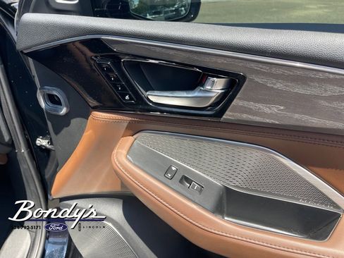 Used 2023 Acura MDX SH-AWD w/ Advance Package image 19