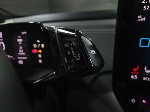 Used 2023 Volkswagen ID.4 2WD image 21