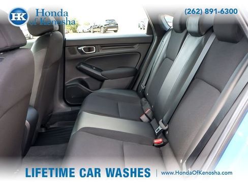 Used 2025 Honda Civic Sport image 11