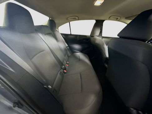 Used 2023 Toyota Corolla LE image 26