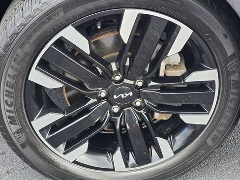 Used 2023 Kia Telluride SX AWD/4WD image 10