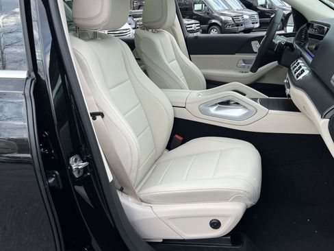 New 2026 Mercedes-Benz GLE 450 4MATIC image 26