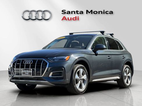 Used 2023 Audi Q5 2.0T Premium w/ Convenience Package image 1