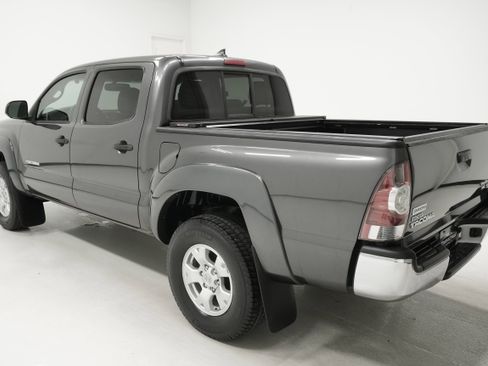 Used 2012 Toyota Tacoma PreRunner w/ SR5 Pkg image 5