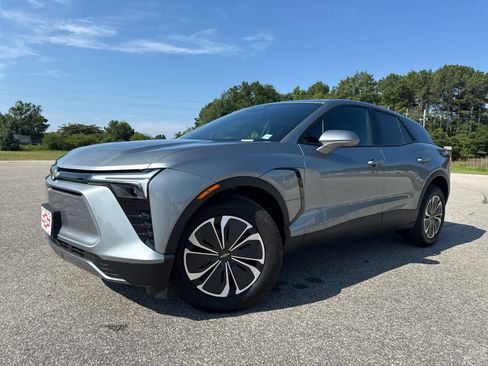 New 2025 Chevrolet Blazer EV LT image 2