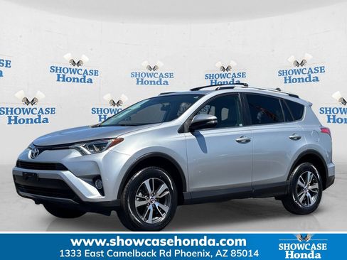 Used 2016 Toyota RAV4 XLE w/ Cargo Management Package image 1