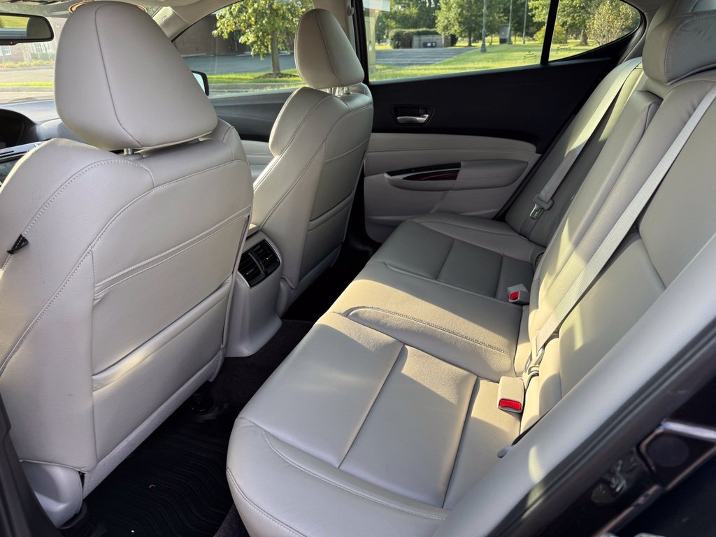 Used 2015 Acura TLX V6 FWD image 17