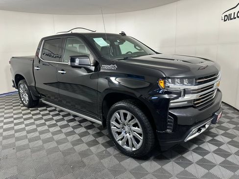 Used 2019 Chevrolet Silverado 1500 High Country w/ High Country Premium Package AWD/4WD image 9