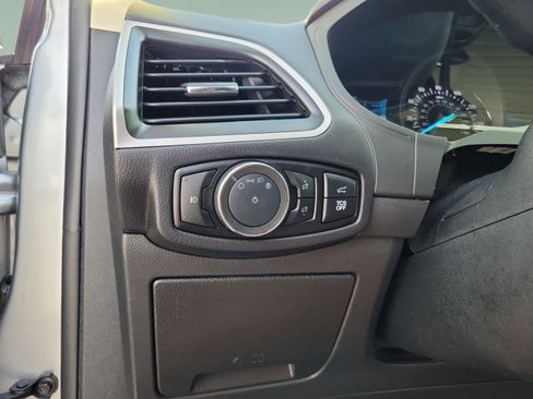 Certified 2024 Ford Edge SEL w/ Convenience Package image 10