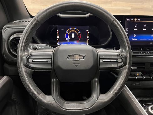 Used 2023 Chevrolet Colorado Trail Boss image 22