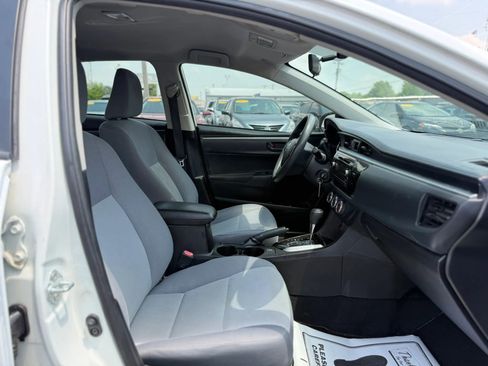 Used 2014 Toyota Corolla L FWD image 29