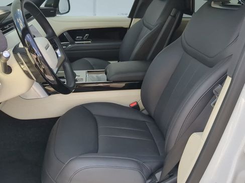 Used 2024 Land Rover Range Rover Long Wheelbase SE AWD/4WD image 15