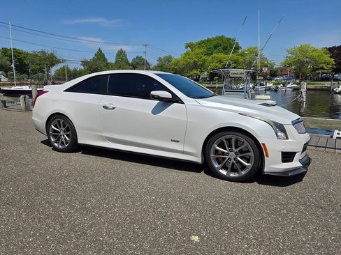 Used 2016 Cadillac ATS V w/ Carbon Fiber Package RWD image 3