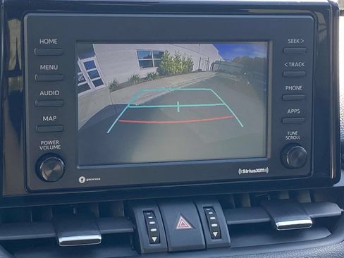 Used 2021 Toyota RAV4 XLE Premium FWD image 29