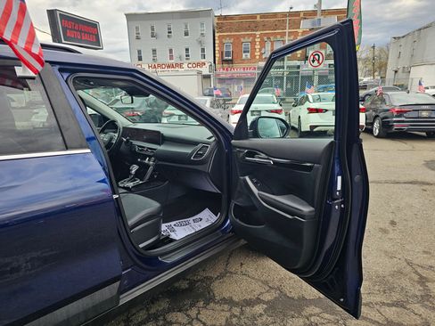 Used 2024 Kia Seltos EX image 11