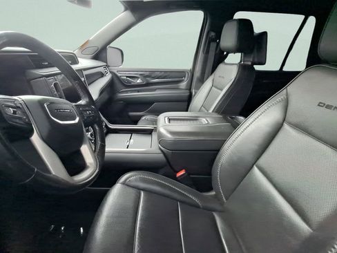 Used 2021 GMC Yukon Denali w/ LPO, Illumination Package image 6
