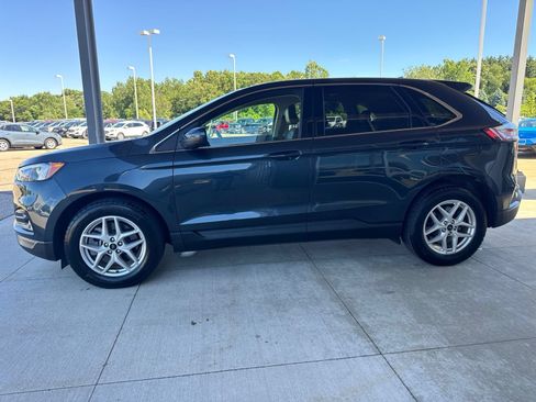 Certified 2024 Ford Edge SEL w/ Convenience Package AWD/4WD image 4