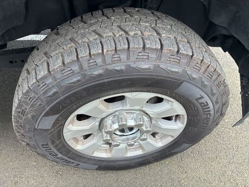 Used 2023 Ford F350 XLT image 10