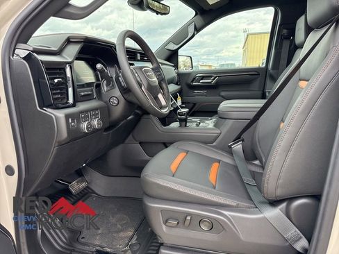 New 2026 GMC Sierra 1500 AT4 w/ AT4 Premium Package AWD/4WD image 10