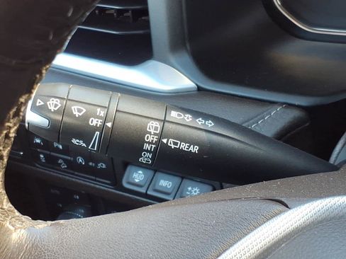 Certified 2021 GMC Yukon XL Denali w/ Denali Premium Package image 17