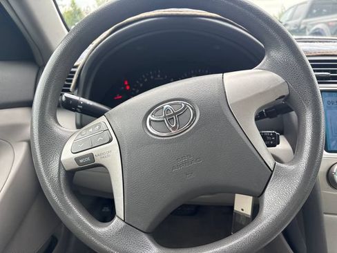 Used 2008 Toyota Camry LE FWD image 15
