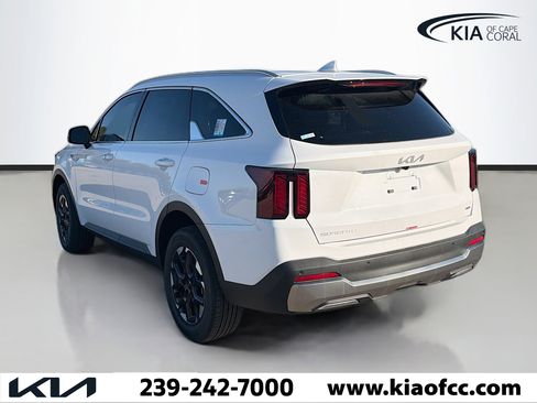 New 2026 Kia Sorento S AWD/4WD image 3
