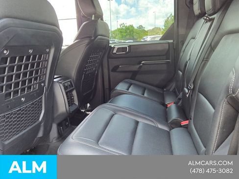 Used 2025 Ford Bronco Badlands AWD/4WD image 6