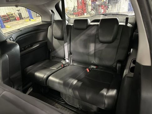 Used 2024 Honda Odyssey Touring image 30
