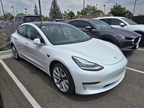 Used 2019 Tesla Model 3 Mid Range RWD image 17