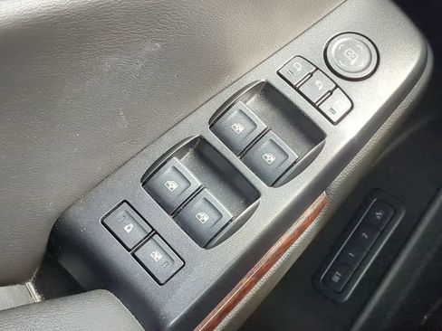 Used 2018 GMC Yukon SLT w/ Open Road Package image 24