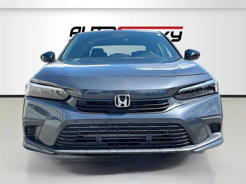 Used 2023 Honda Civic Sport image 2